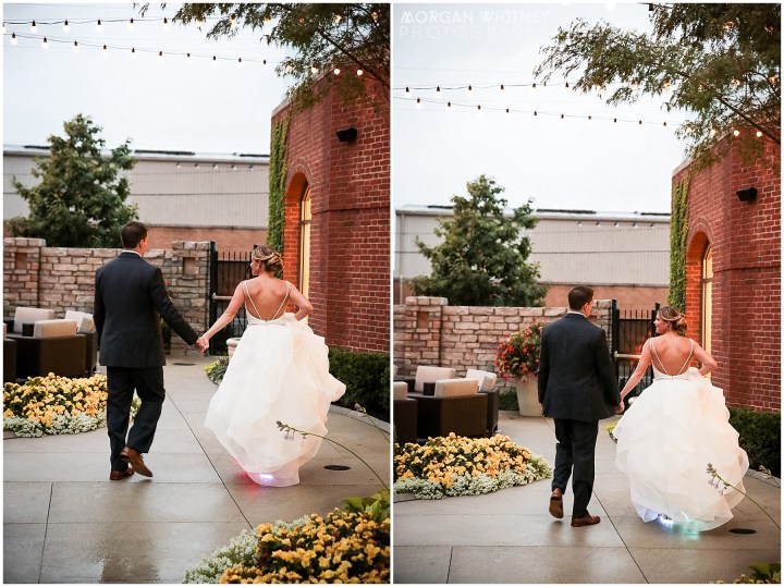 Wedding portriats on the Main Street Bridge in Columbus, Ohio