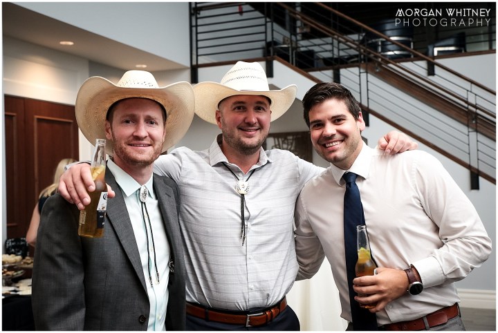 Wedding portriats on the Main Street Bridge in Columbus, Ohio