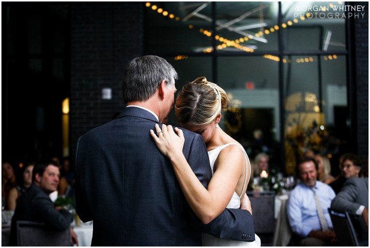 Wedding portriats on the Main Street Bridge in Columbus, Ohio